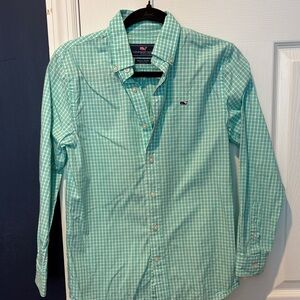 Vineyard Vines Boys Aqua Checkered Button Down Shirt.   Worn once.